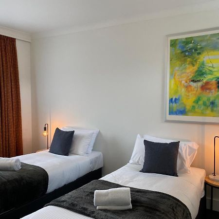 The Astor Hotel Motel Goulburn Ngoại thất bức ảnh
