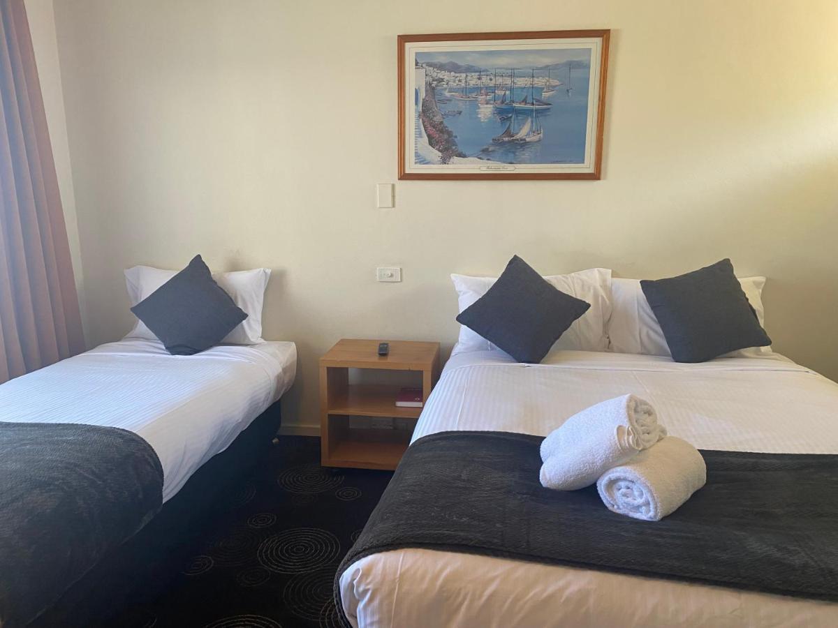 The Astor Hotel Motel Goulburn Ngoại thất bức ảnh