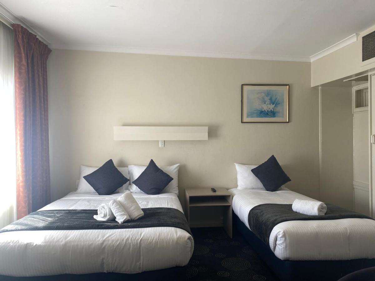 The Astor Hotel Motel Goulburn Ngoại thất bức ảnh