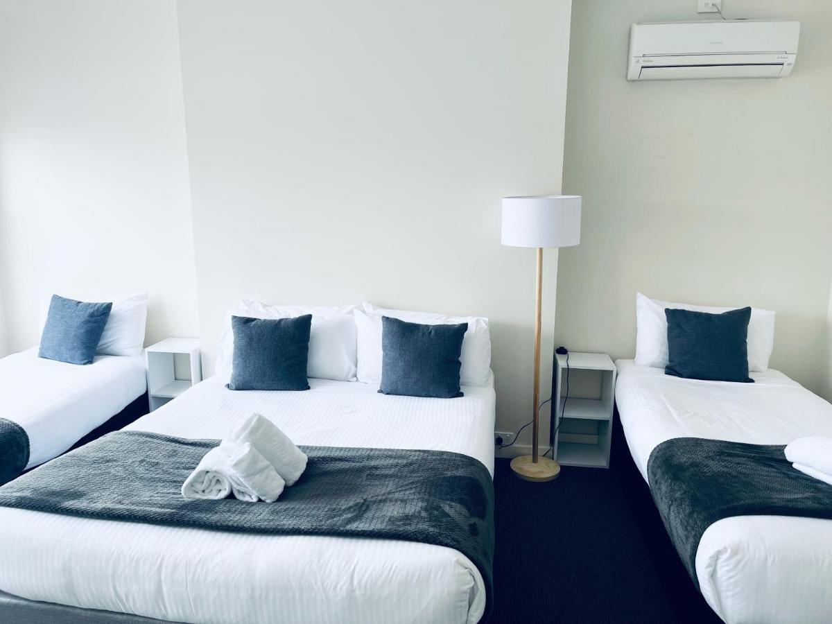 The Astor Hotel Motel Goulburn Ngoại thất bức ảnh